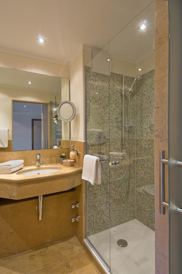 הולצקירכן Hotel Gasthof Alte Post Holzkirchen חדר תמונה